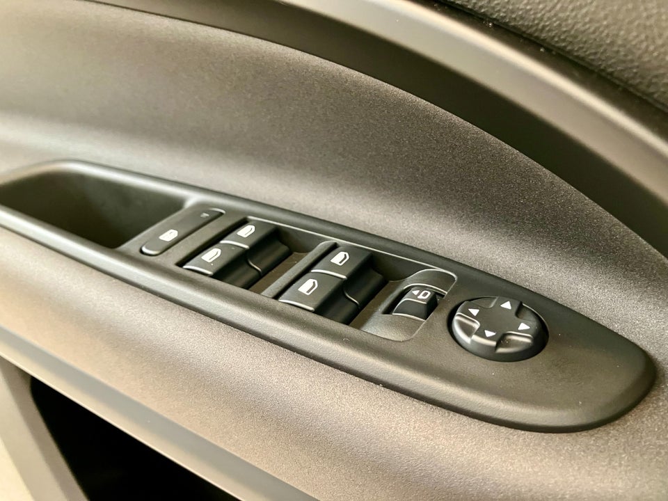 Alfa Romeo Junior Elettrica Speciale 5d