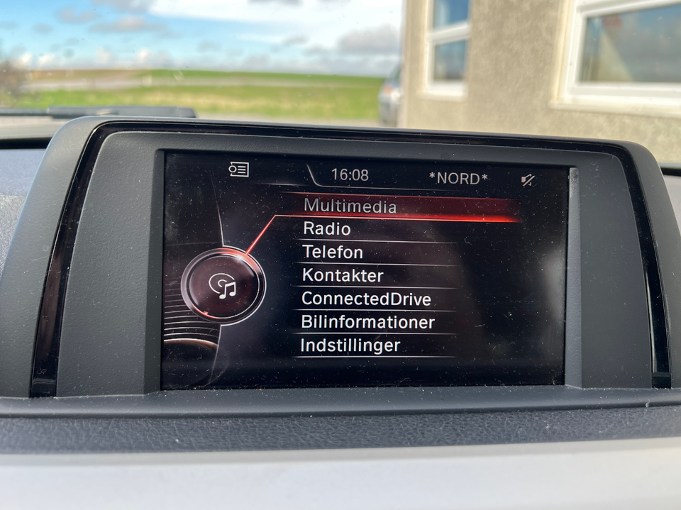 BMW 320d 2,0  4d