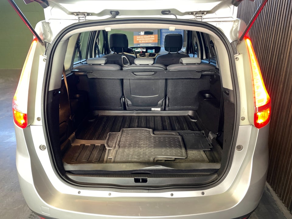 Renault Grand Scenic III 1,5 dCi 110 Dynamique 7prs 5d