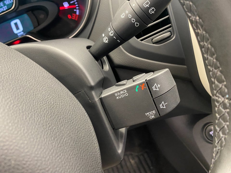 Renault Captur 0,9 TCe 90 Expression 5d