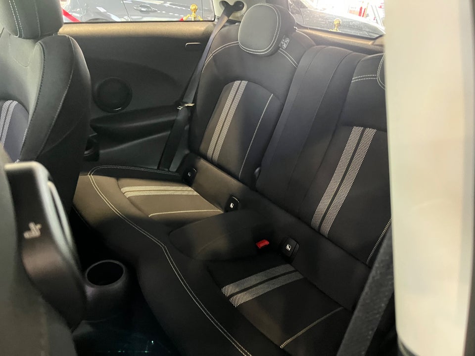 MINI Cooper SE Classic Trim 3d