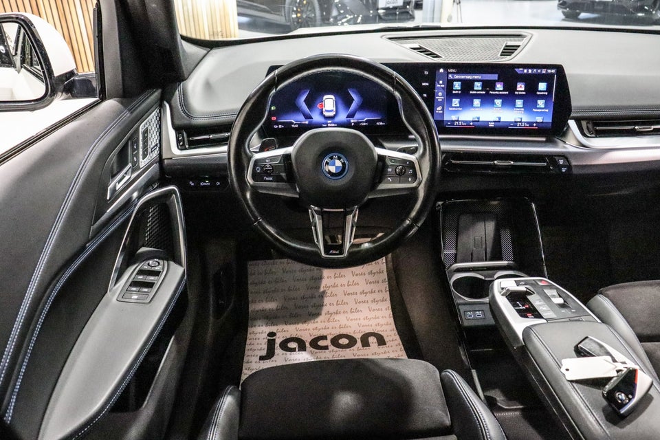 BMW iX1 xDrive30 Fully Charged M-Sport 5d