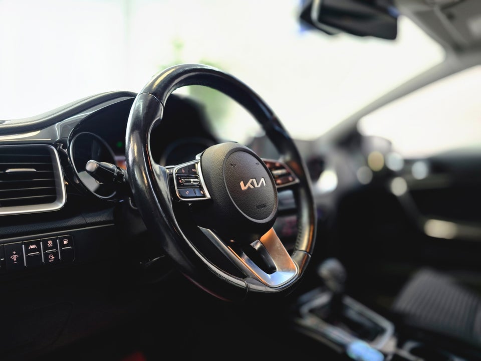 Kia Ceed 1,6 PHEV Prestige SW DCT 5d