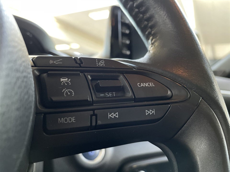 Toyota Yaris 1,5 Hybrid H3 Style e-CVT 5d