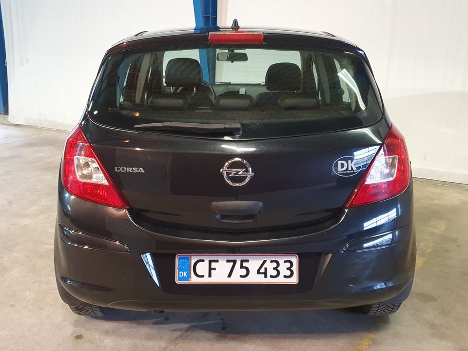 Opel Corsa 1,4 16V Cosmo 5d