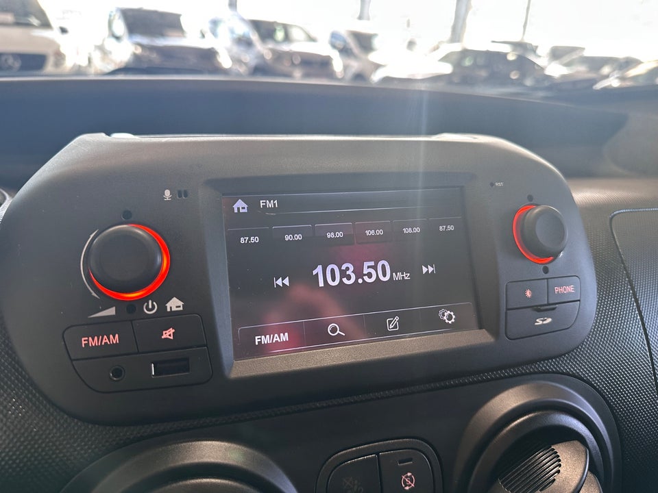 Fiat Fiorino 1,3 MJT 80 Professional Van 5d