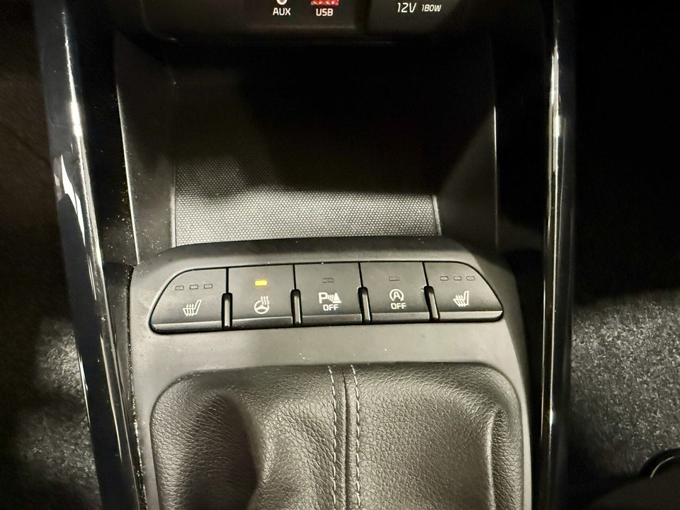 Kia Stonic 1,0 T-GDi Attraction+ 5d