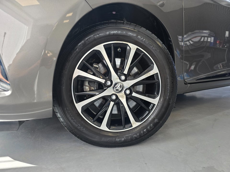 Toyota Yaris 1,5 Hybrid H3 Limited Smart e-CVT 5d