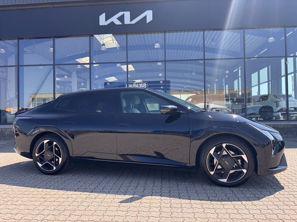 Kia EV4 81 Long Range GT-Line Fastback 4d