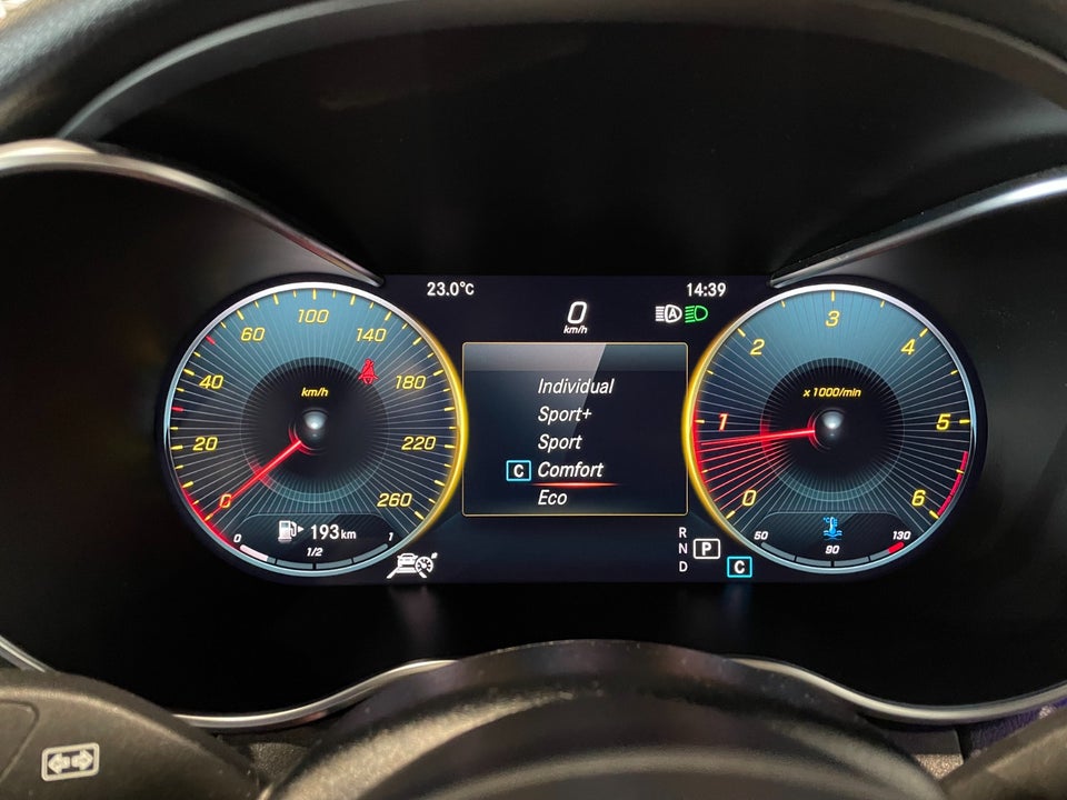Mercedes C220 d 2,0 AMG Line stc. aut. 5d