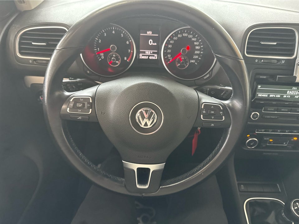 VW Golf VI 1,4 TSi 122 Highline 5d