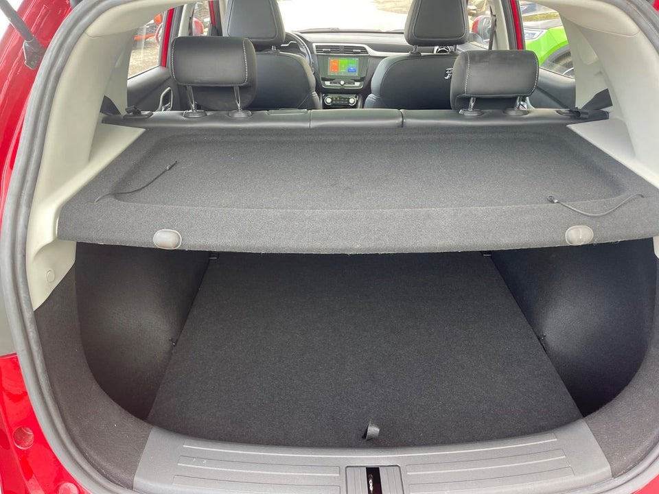 MG ZS EV Luxury 5d