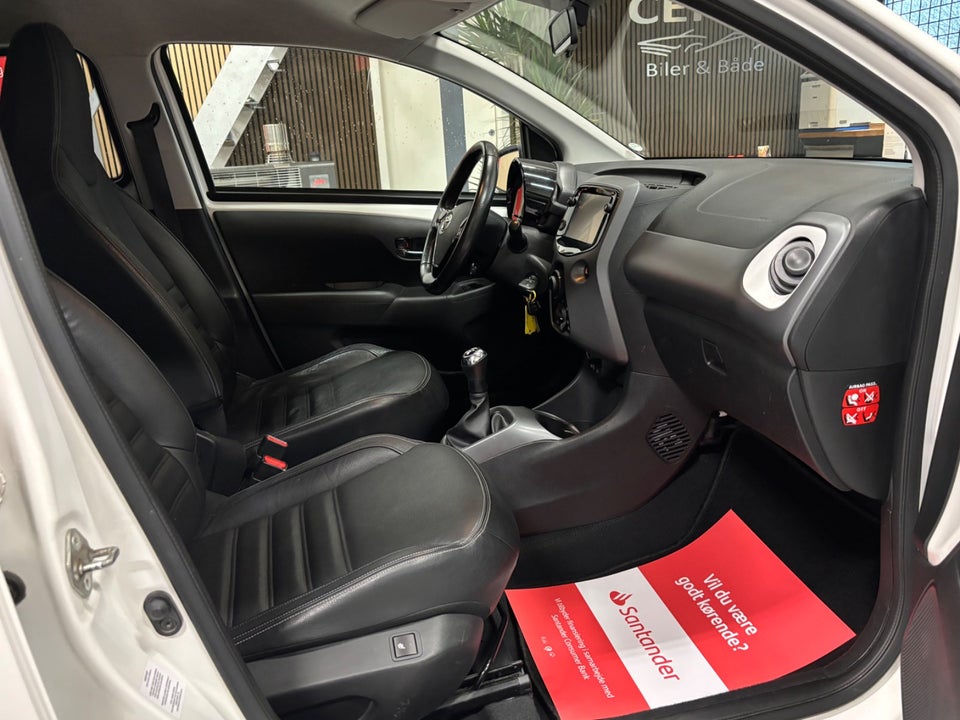 Toyota Aygo 1,0 VVT-i x-cellence 5d