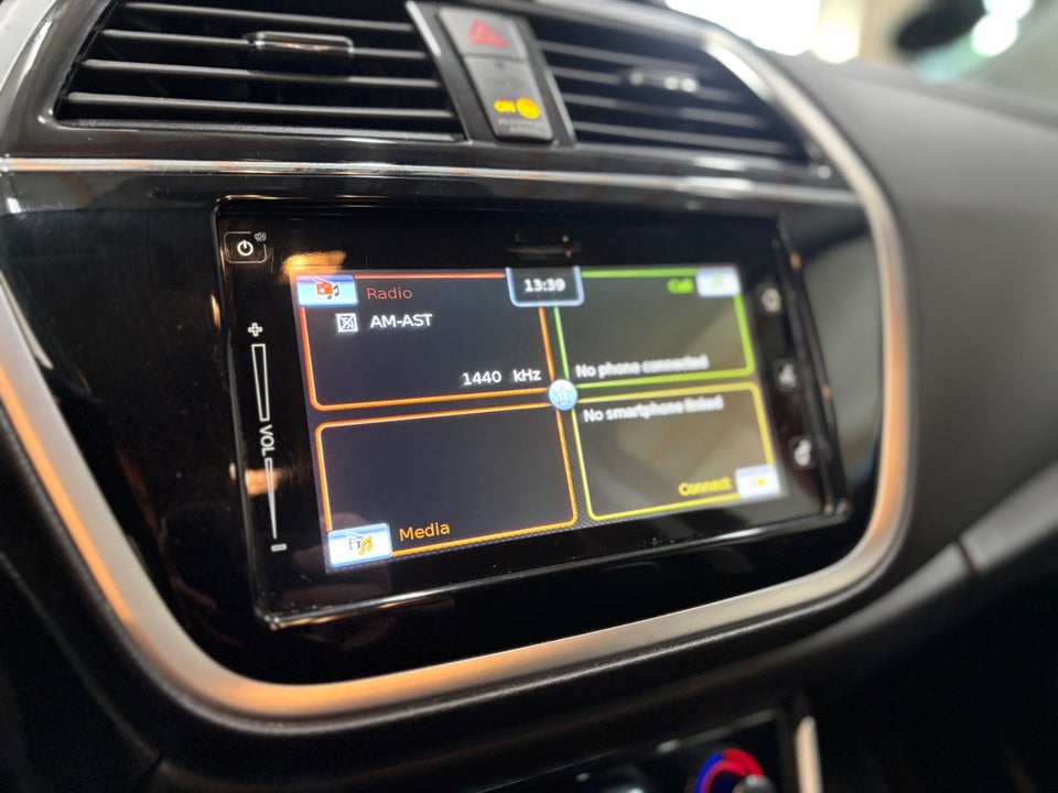 Suzuki S-Cross 1,0 Boosterjet Active 5d