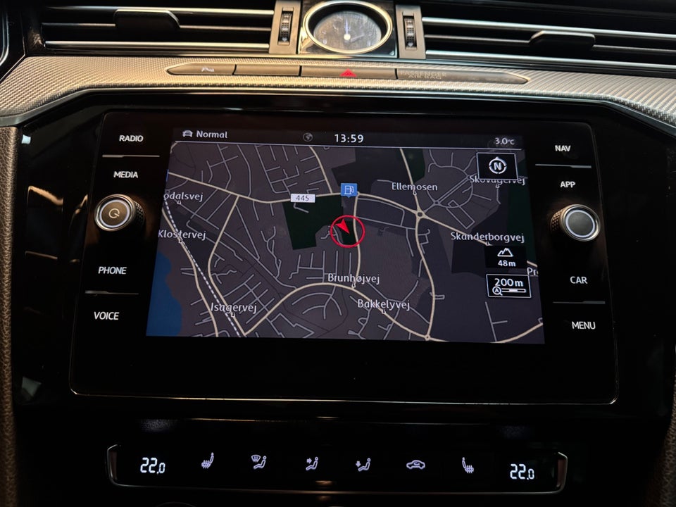 VW Passat 1,4 TSi 150 R-line Variant DSG BMT 5d