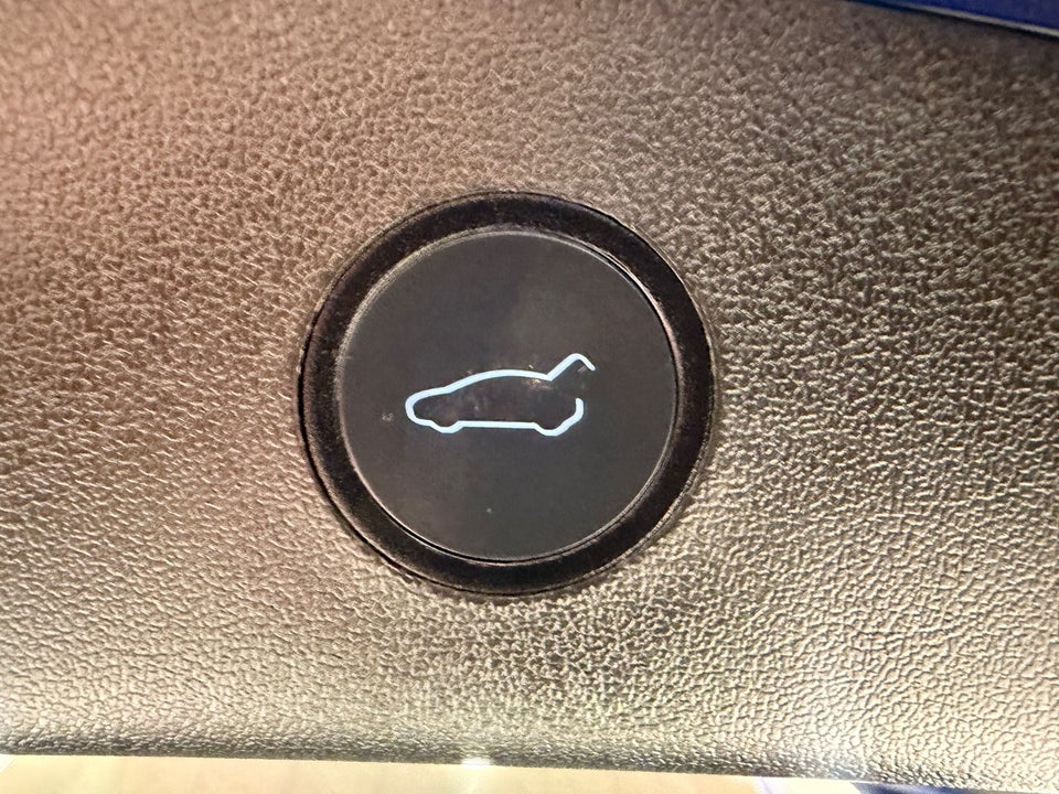 Tesla Model 3 Long Range AWD 4d