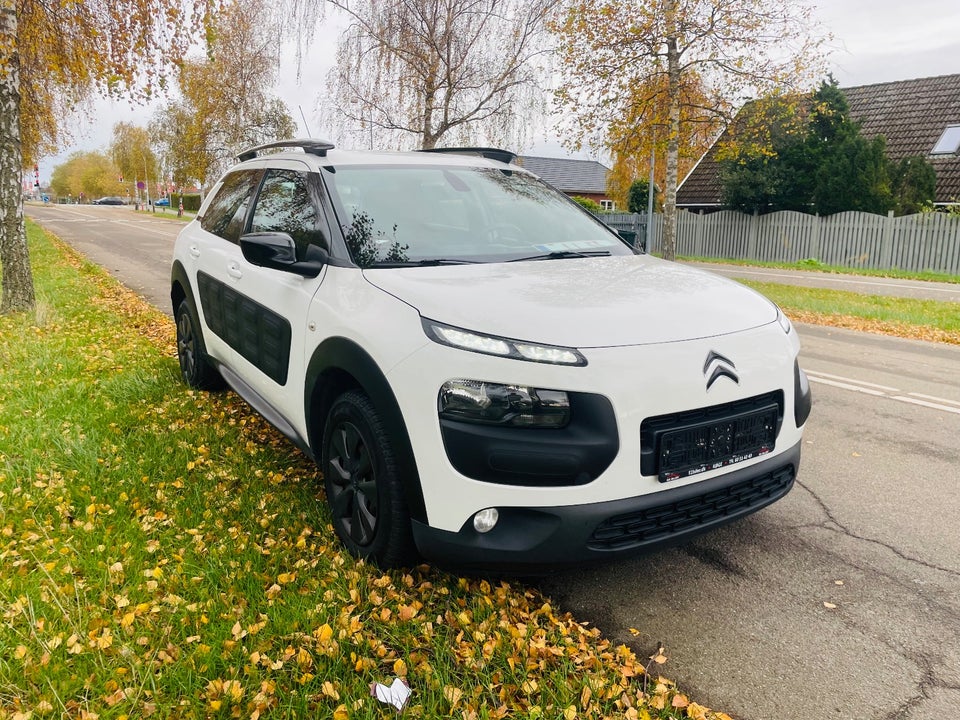 Citroën C4 Cactus 1,6 BlueHDi 100 Cool Comfort 5d