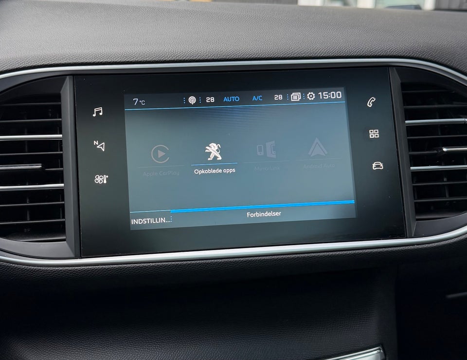 Peugeot 308 1,5 BlueHDi 130 Prestige Sky 5d