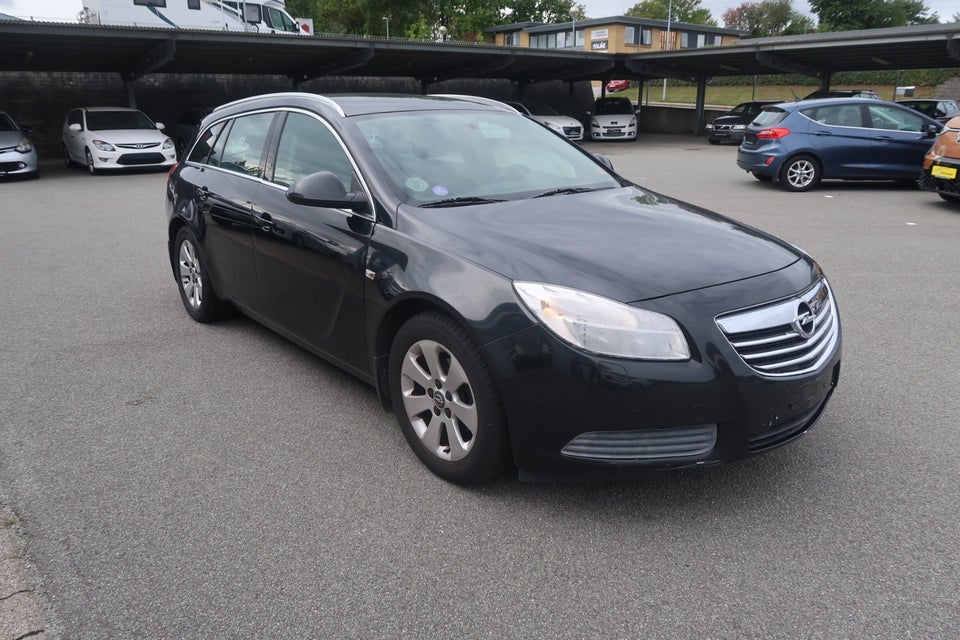 Opel Insignia 1,4 T 140 Edition Sports Tourer eco 5d