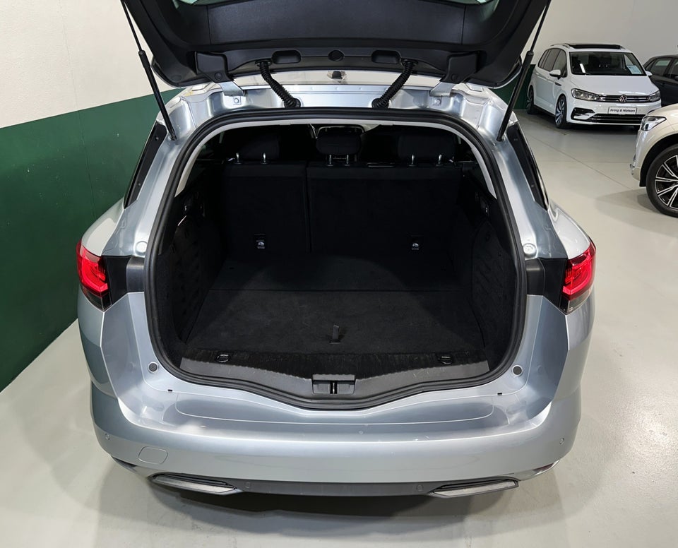 Renault Megane IV 1,6 E-Tech R.S. Line Sport Tourer 5d