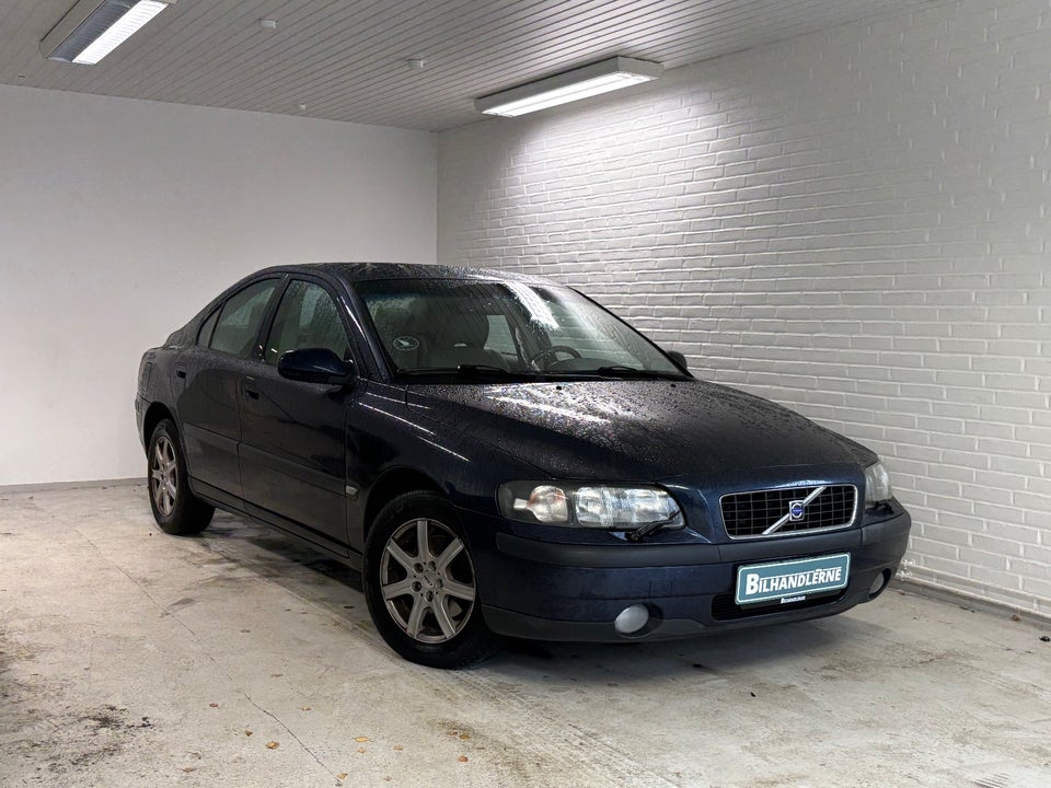 Volvo S60 2,4 140 4d
