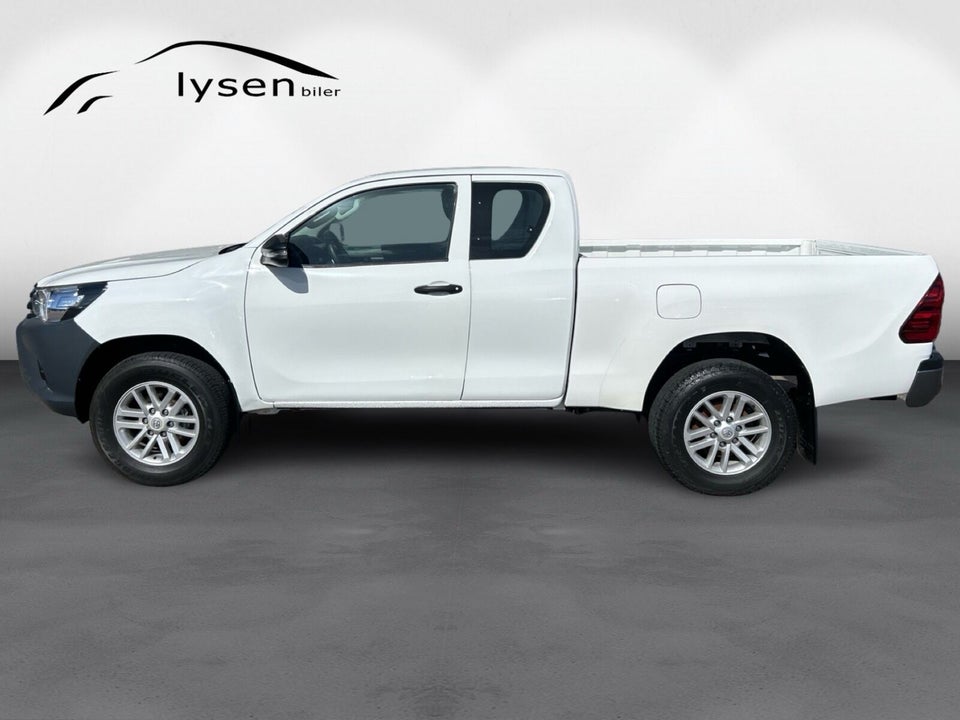 Toyota HiLux 2,4 D-4D 150 T1 Ex.Kab 2d