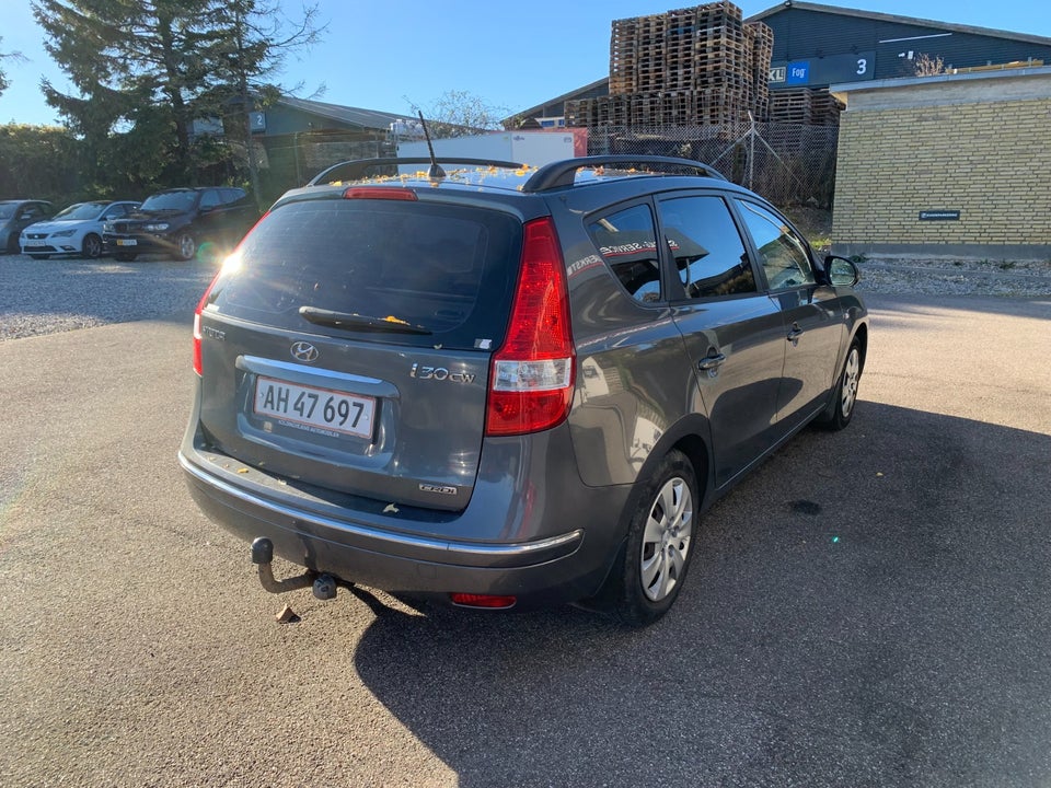 Hyundai i30 1,6 CRDi 90 Comfort CW 5d