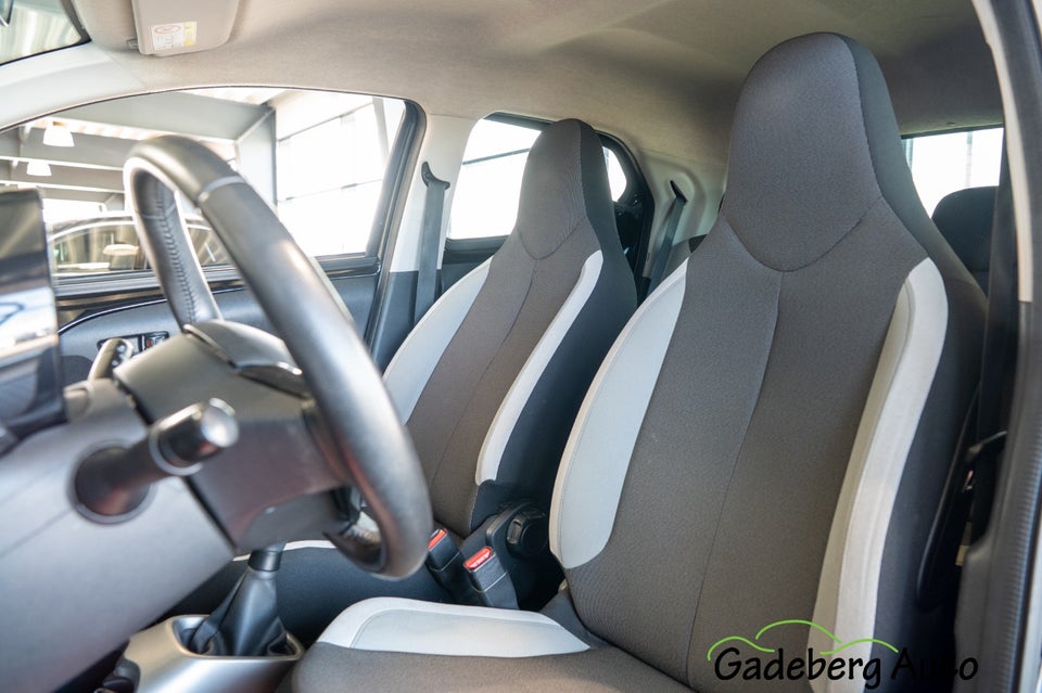 Toyota Aygo 1,0 VVT-i x 5d