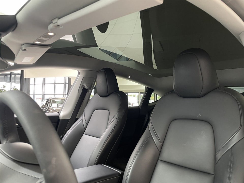 Tesla Model Y Long Range RWD 5d