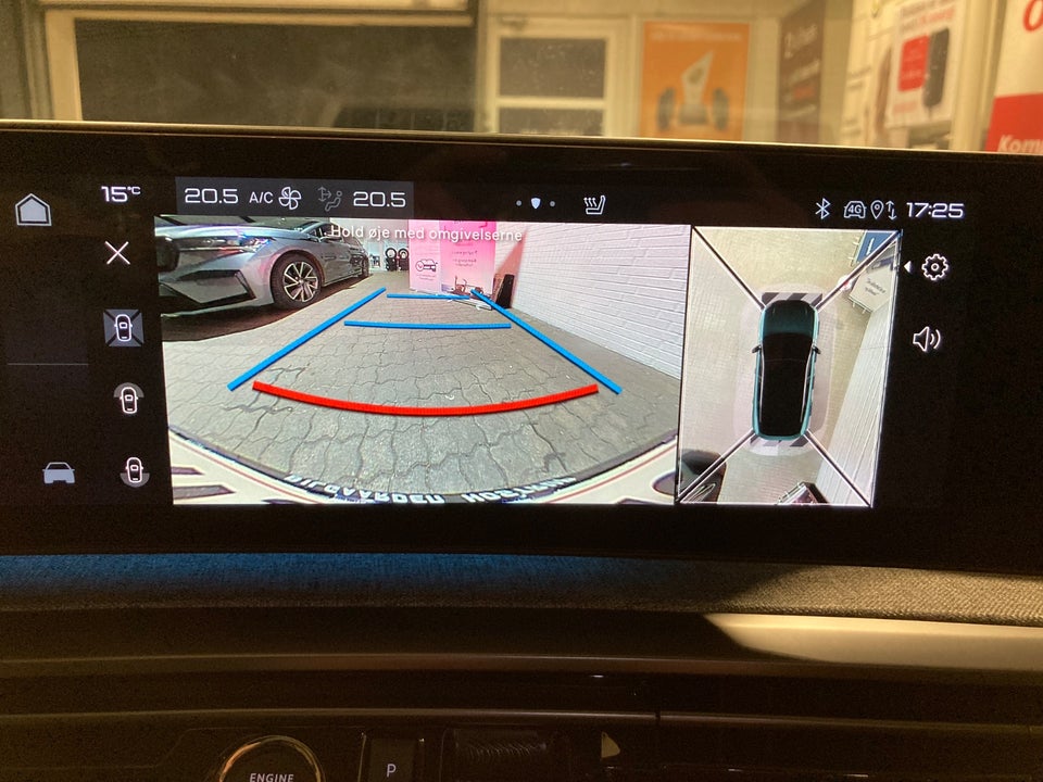 Peugeot e-3008 77 GT 5d