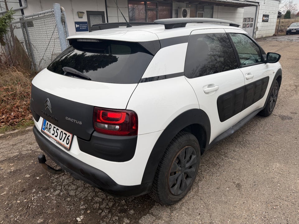 Citroën C4 Cactus 1,6 BlueHDi 100 Feel 5d