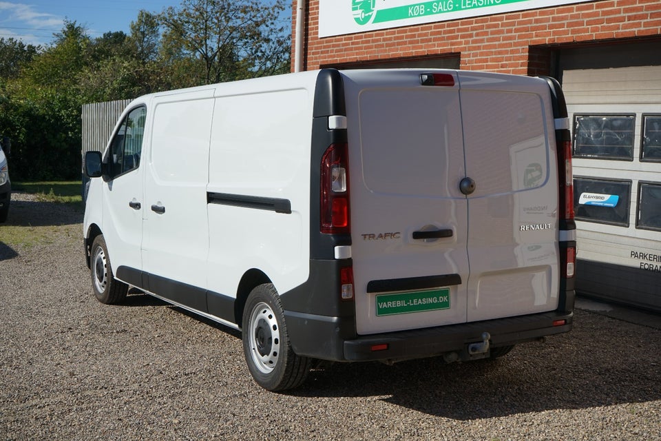 Renault Trafic 2,0 dCi 130 L2H1 Tekno