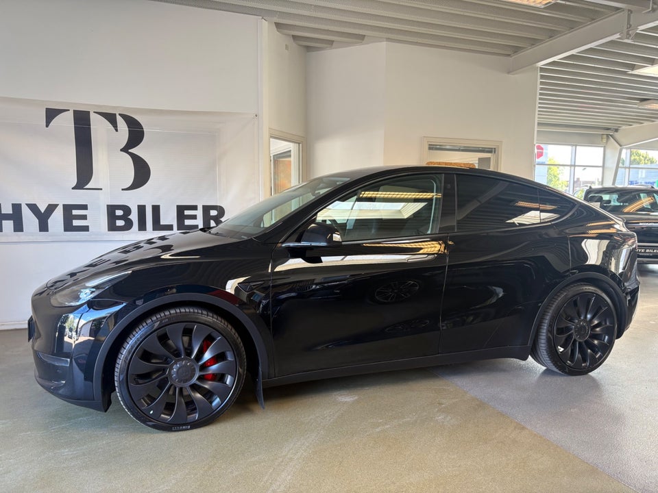 Tesla Model Y Performance AWD 5d