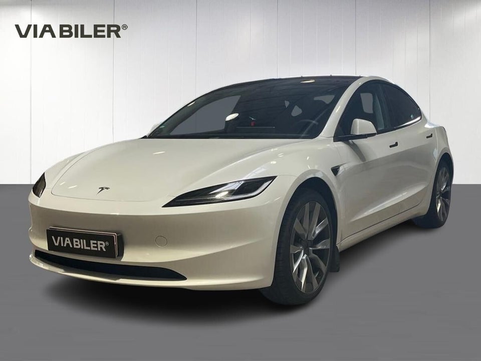 Tesla Model 3 RWD 4d