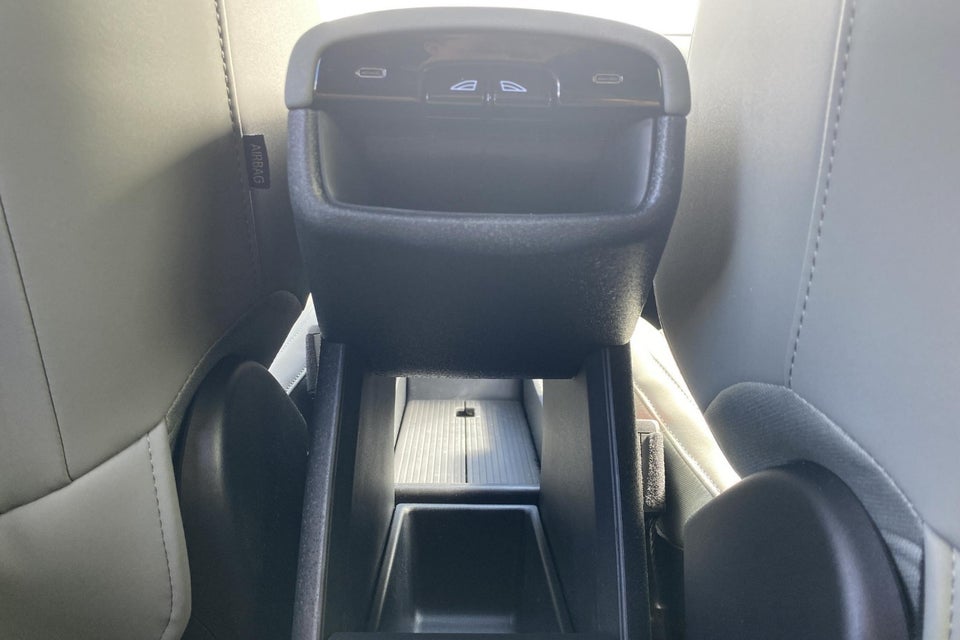 Volvo EX30 Standard Range Plus 5d