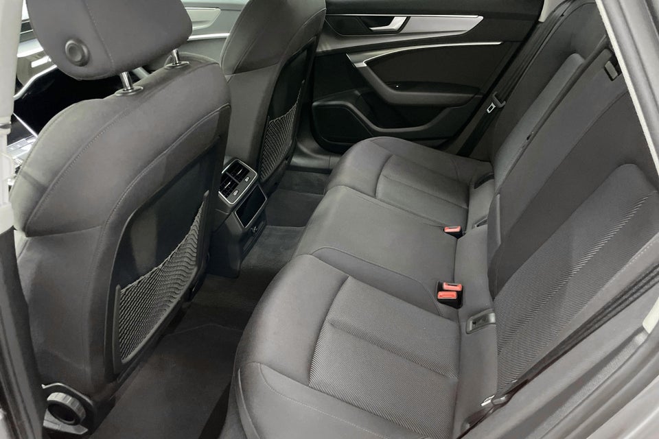 Audi A6 50 TFSi e Sport quattro S-tr. 4d