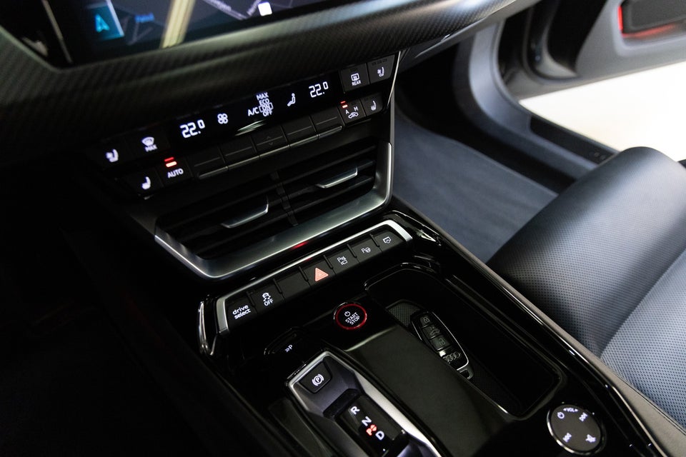 Audi e-tron GT quattro 4d