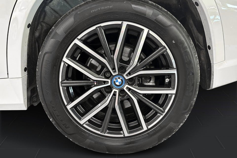 BMW iX1 eDrive20 M-Sport 5d