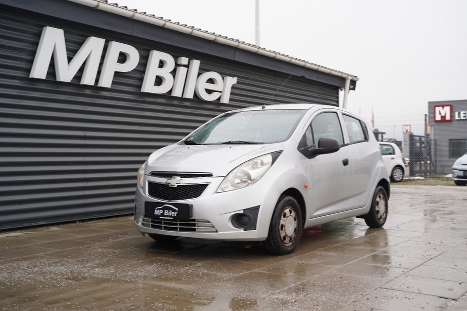 Chevrolet Spark 1,0 LS 5d