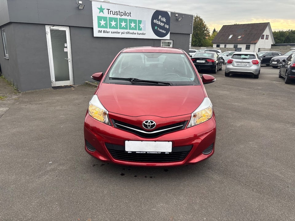 Toyota Yaris 1,3 VVT-i T1 5d