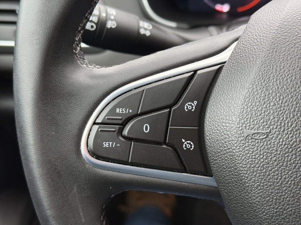 Renault Megane IV 1,6 E-Tech Zen Sport Tourer 5d