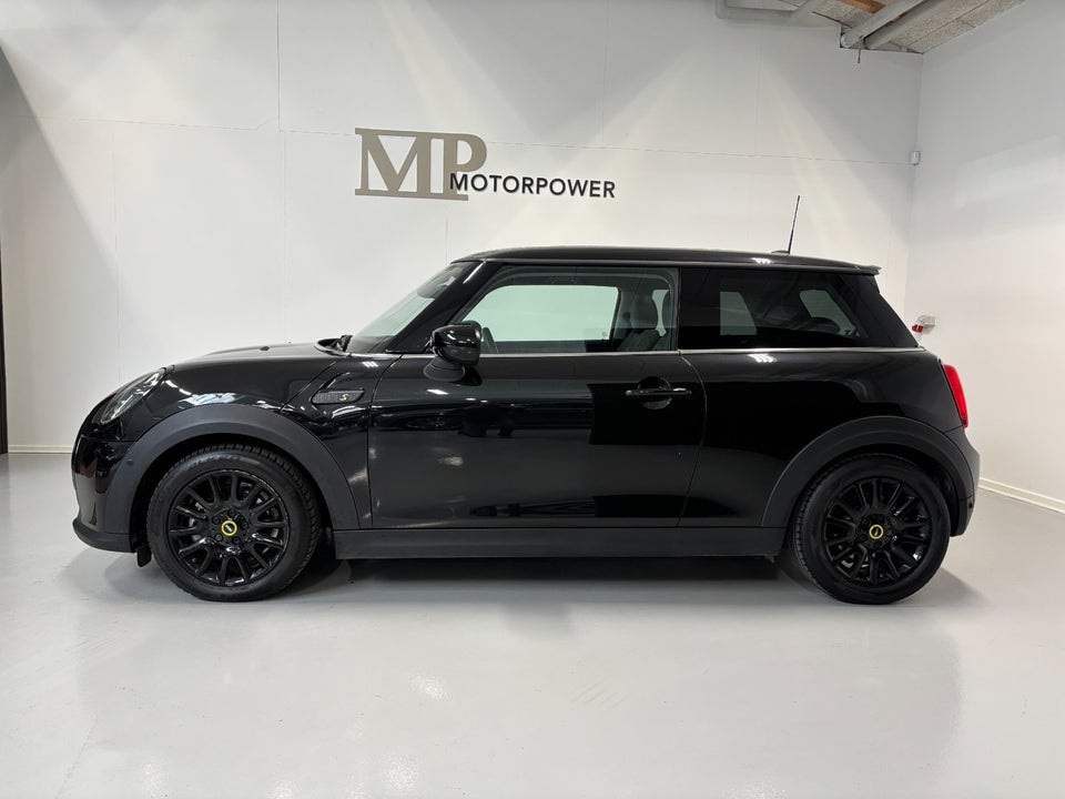 MINI Cooper SE Classic Trim 3d