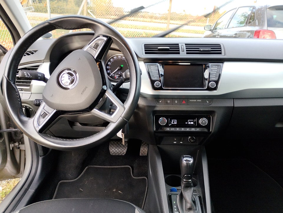 Skoda Fabia 1,0 TSi 110 Ambition Combi DSG 5d