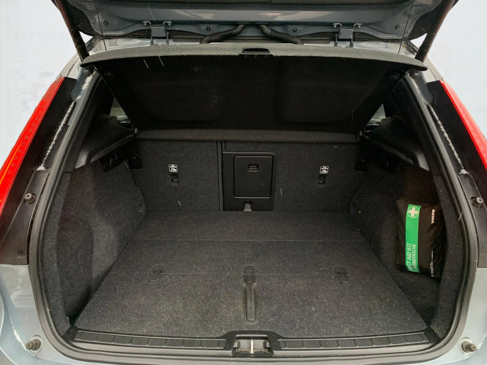 Volvo XC40 P6 ReCharge Plus 5d