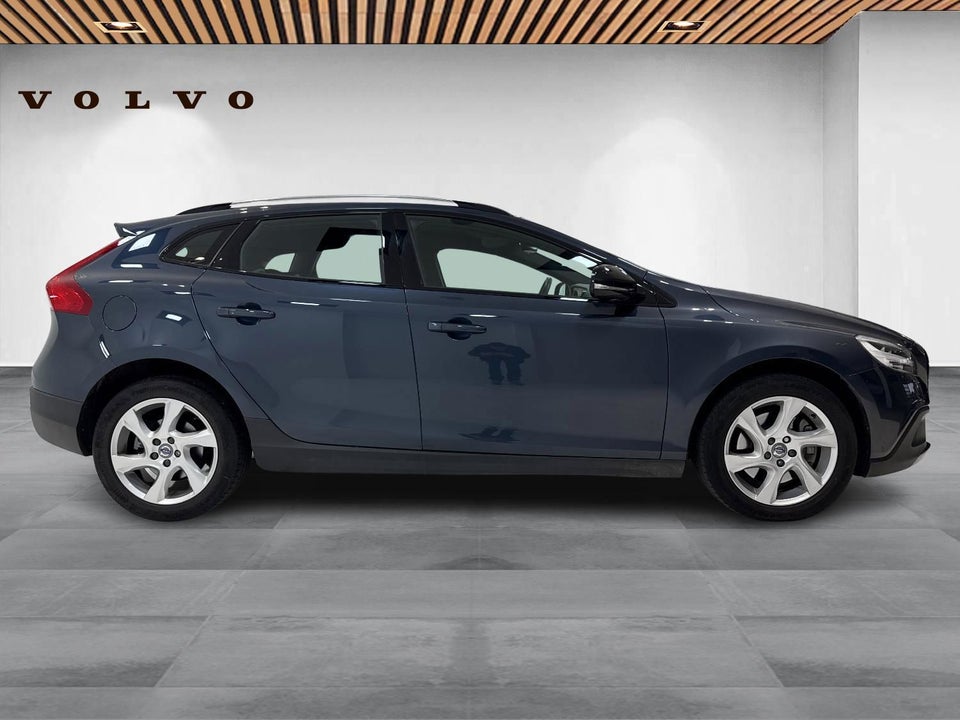 Volvo V40 CC 1,5 T3 152 Dynamic Edition aut. 5d