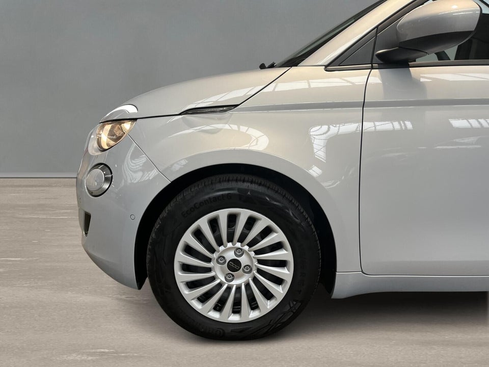 Fiat 500e 42 Icon 3+1 4d