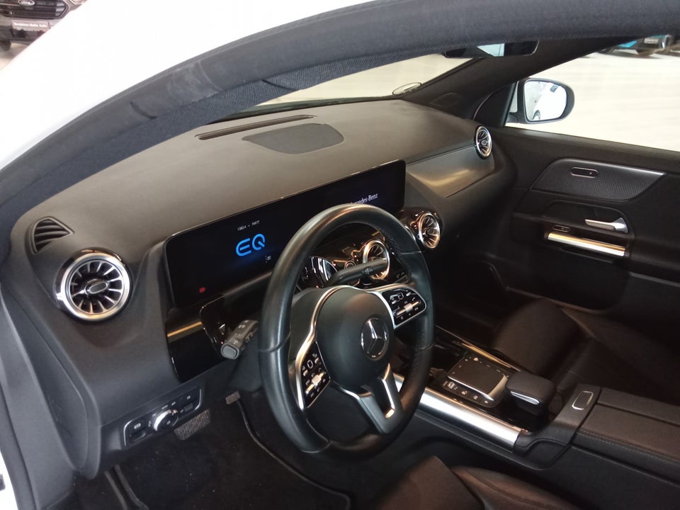 Mercedes EQA250 Progressive 5d