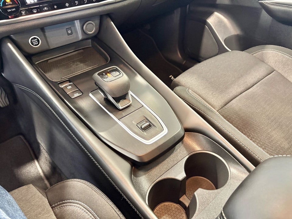 Nissan Qashqai 1,3 mHEV N-Connecta X-tr. 5d