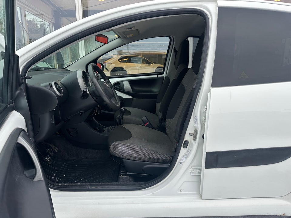 Toyota Aygo 1,0 VVT-i T1 5d