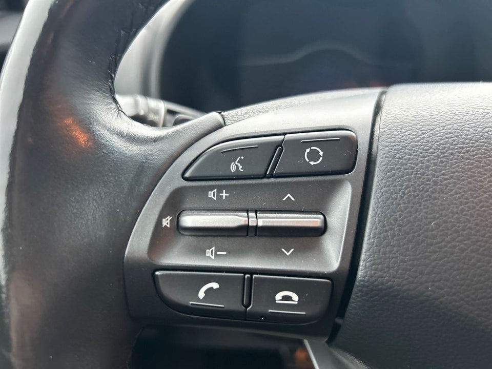 Hyundai Kona 64 EV Premium 5d